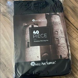 Castle art supplies 40 piece set